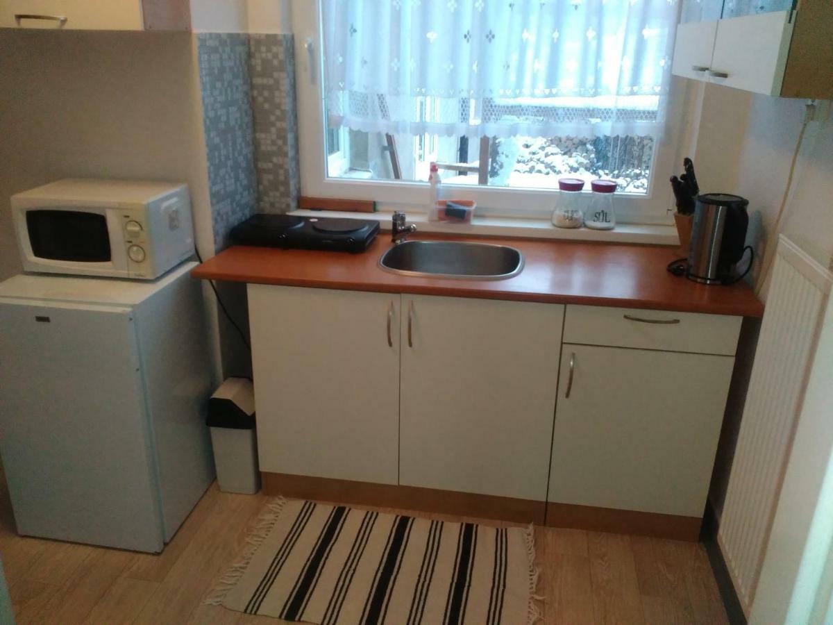 Na Polesi Apartment Zlutice Bagian luar foto